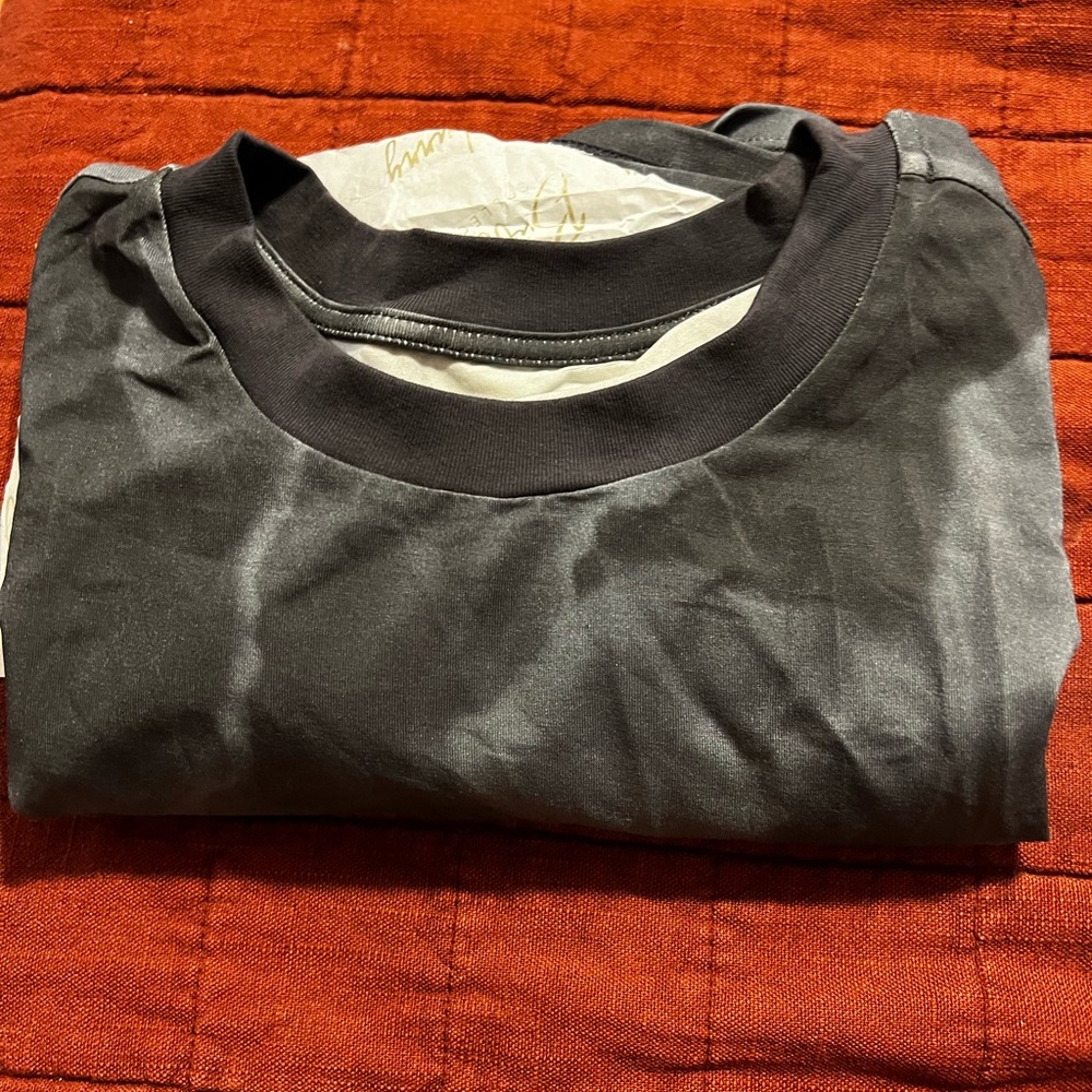 Buffbunny Transcend Tee- Black Quartz Print
